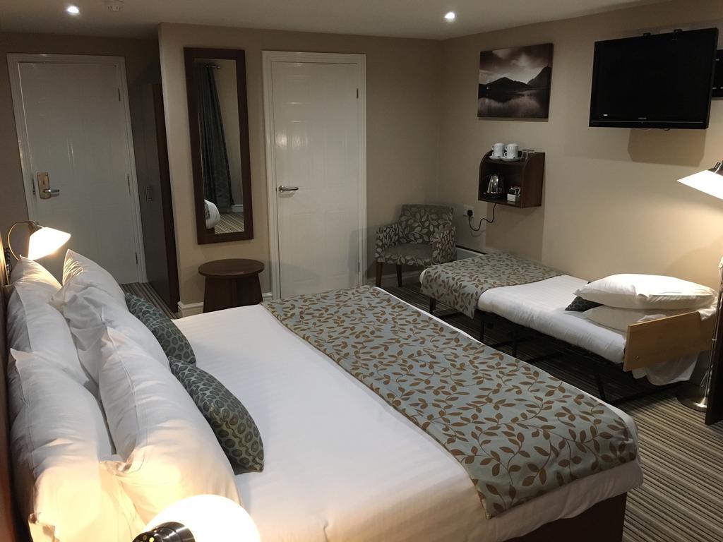 Twin Oaks Hotel Chesterfield Quarto foto